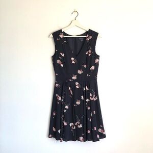 French Connection Navy Blue / Pink Floral Sleeveless Skater Dress Size US 4